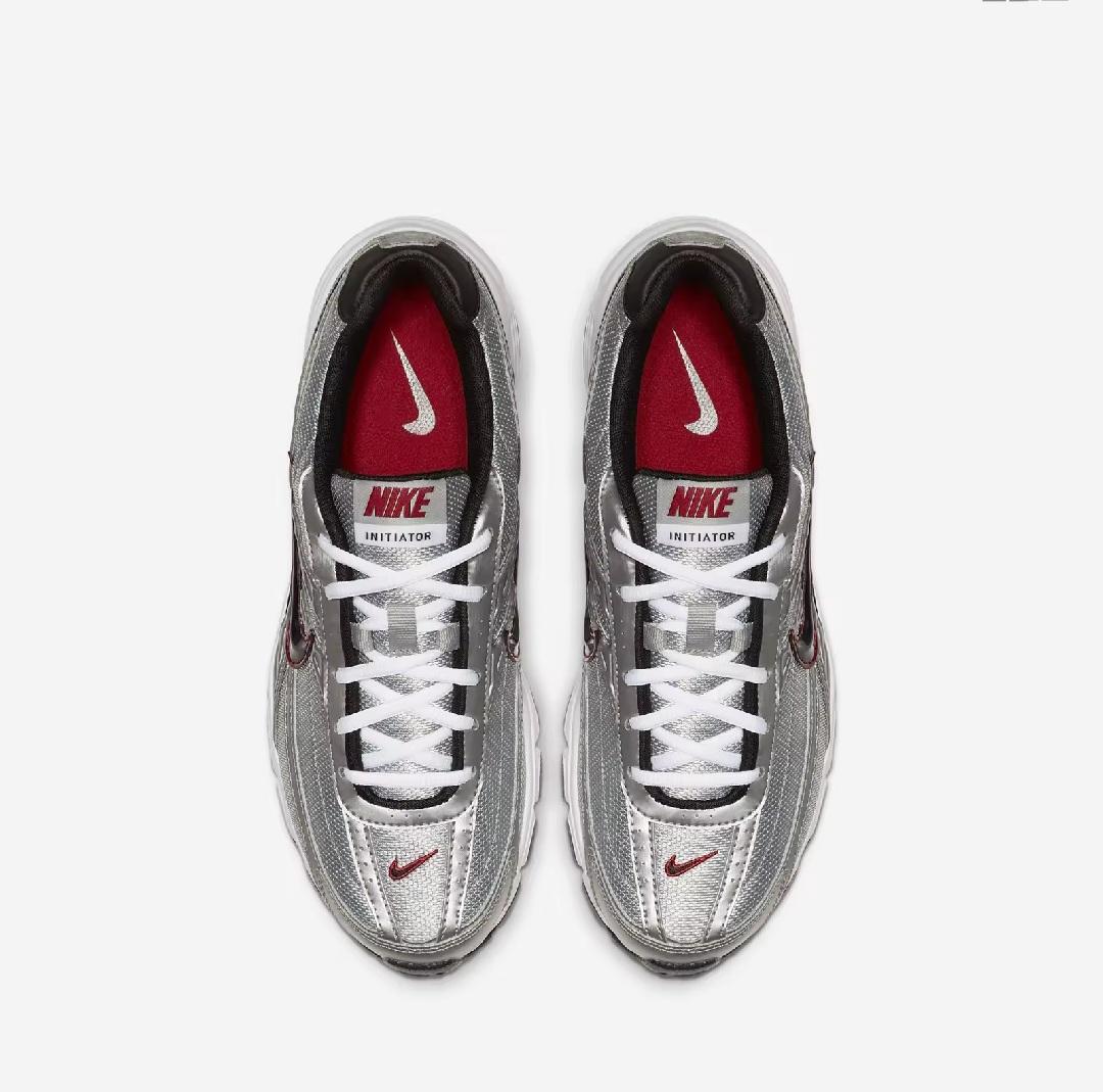 Nike Men's Initiator Shoes - Metallic Silver image