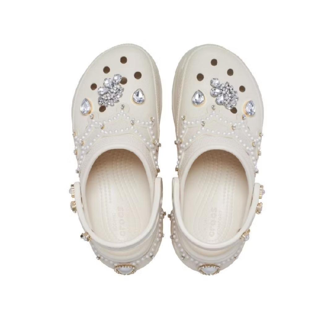CROCS BAE PINNACLE EMBELLISHED CLOG 213424-2MC image